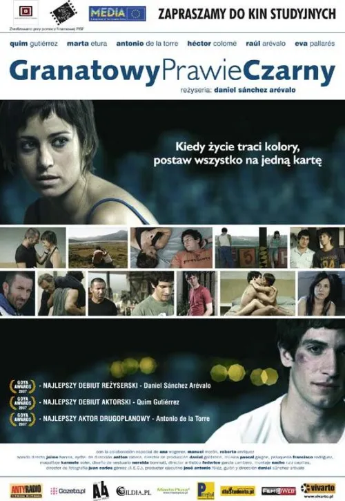 Plakat: GranatowyPrawieCzarny