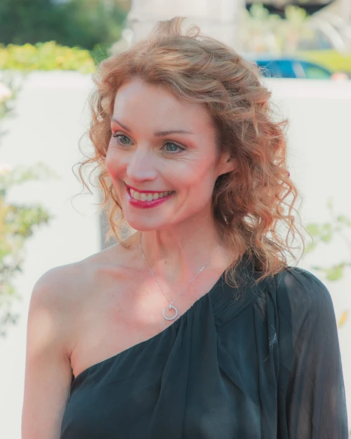 Lisa Brenner