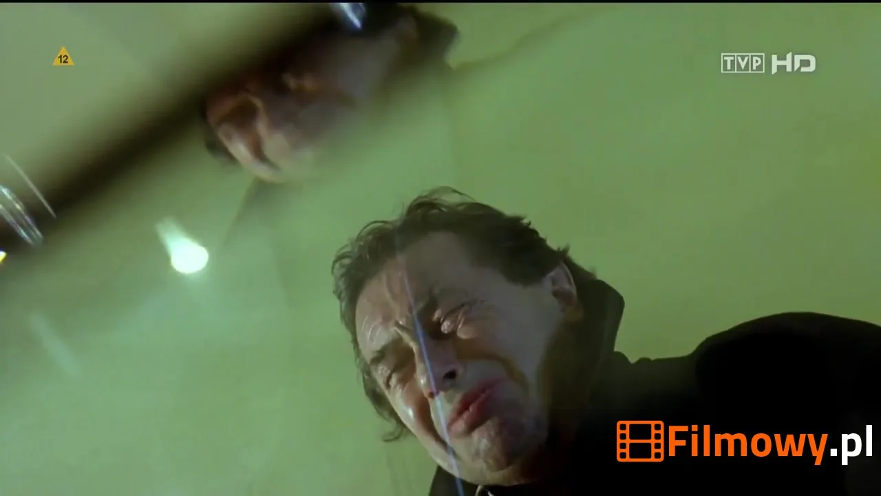 Kadr z filmu Żółty szalik - zdjęcie 5 z 22