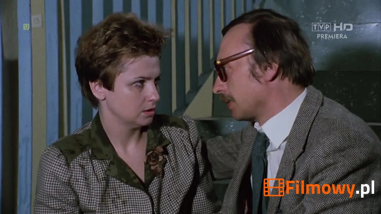 Kadr z filmu Alternatywy 4 - zdjęcie 2 z 20