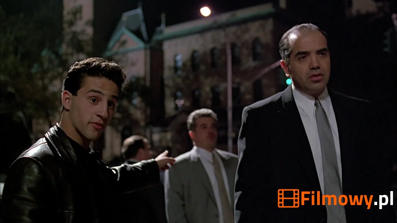 Kadr z filmu A Bronx Tale (Prawo Bronxu) - zdjęcie 4 z 87