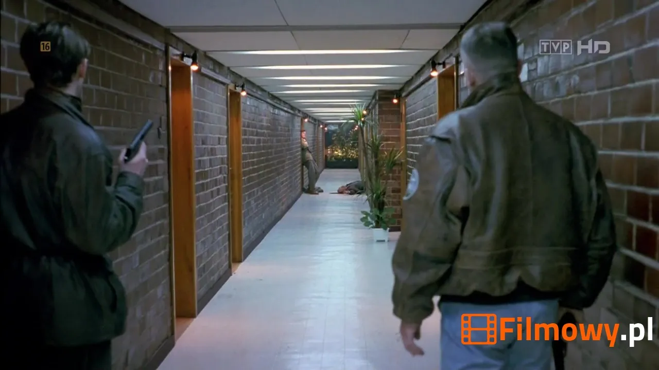Kadr z filmu Psy - zdjęcie 37 z 81