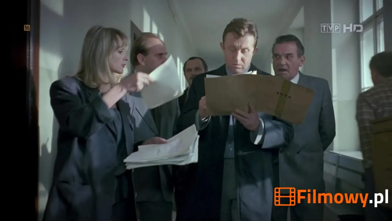 Kadr z filmu Psy - zdjęcie 74 z 81