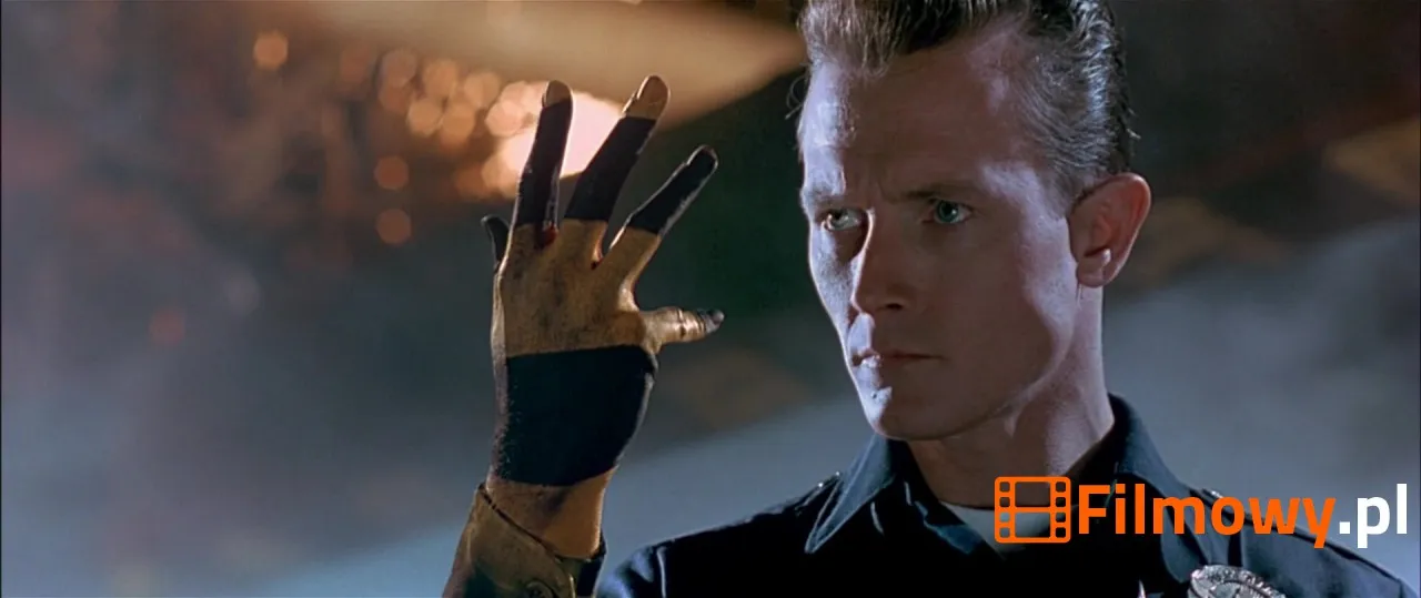 Kadr z filmu Terminator 2 (Terminator 2: Dzień sądu) - zdjęcie 6 z 19