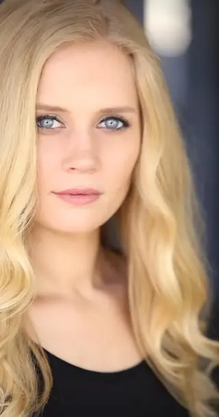 Carly Schroeder