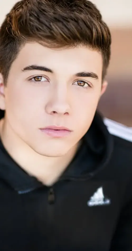 Bradley Steven Perry – aktor