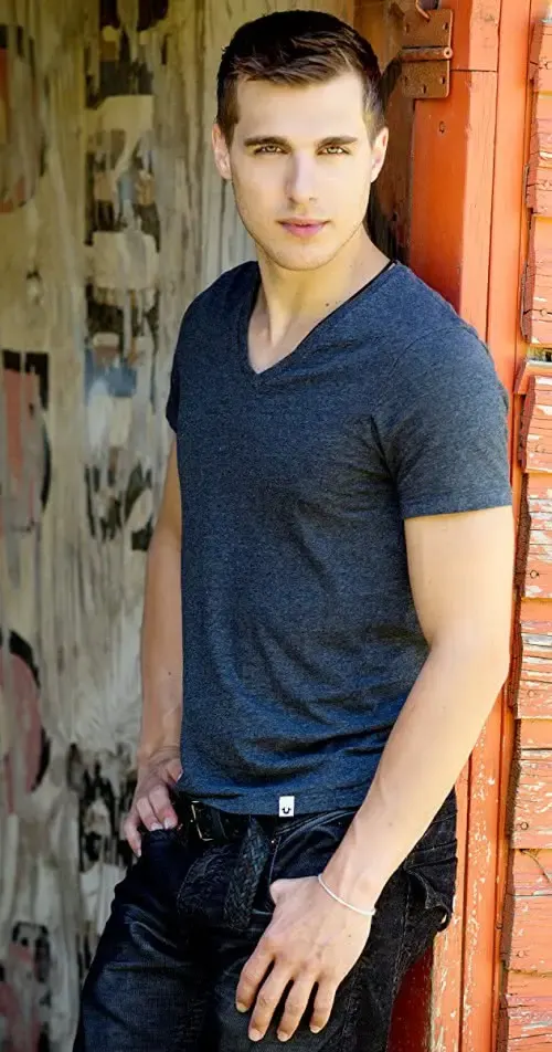 Cody Linley – aktor