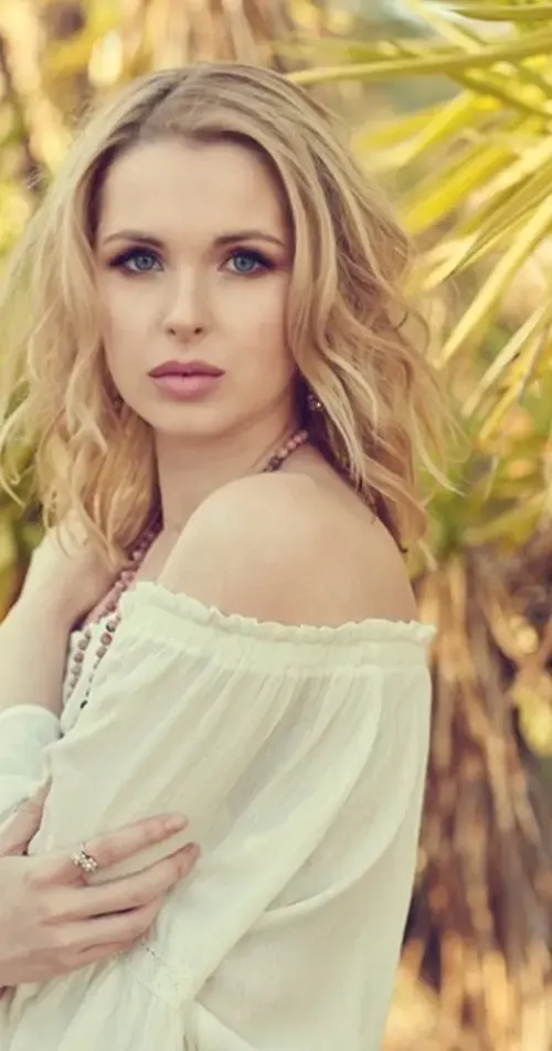 Kirsten Prout – aktorka