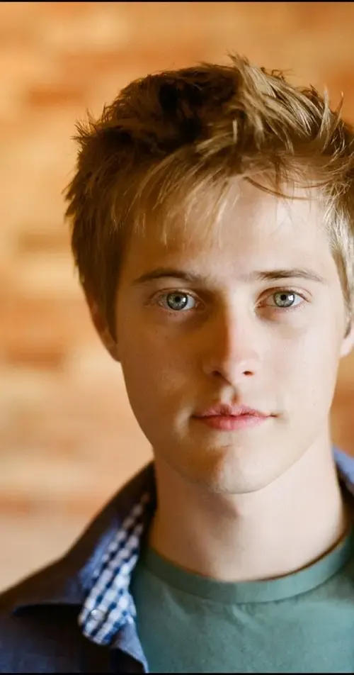 Lucas Grabeel – aktor