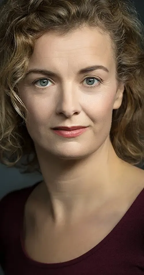 Lucy Russell – aktorka