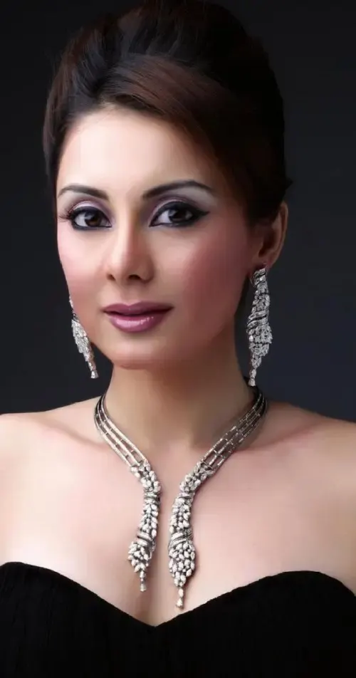 Minissha Lamba – aktor