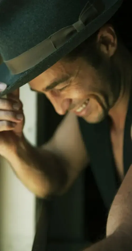Ryan Carnes – aktor