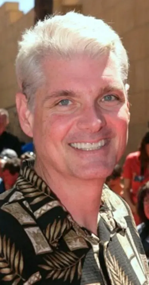Tom Kane – aktor, dubbingowiec