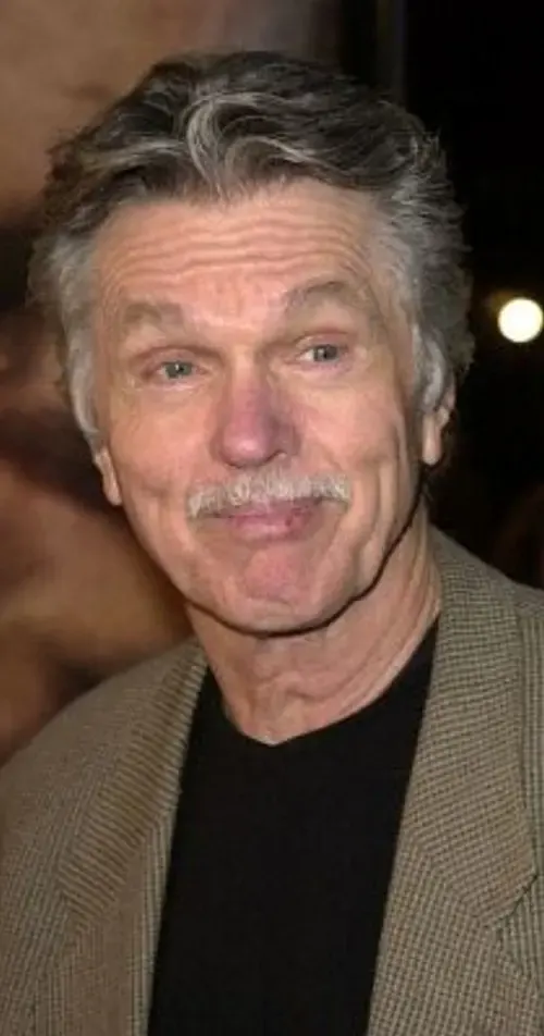 Tom Skerritt – aktor