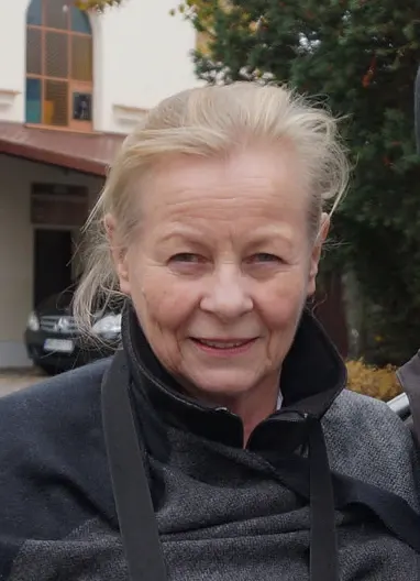 Anna Nehrebecka – polityk, aktorka