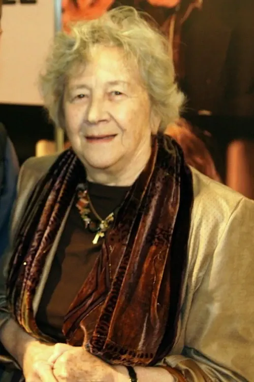 Izabella Olszewska – wykładowca, aktorka