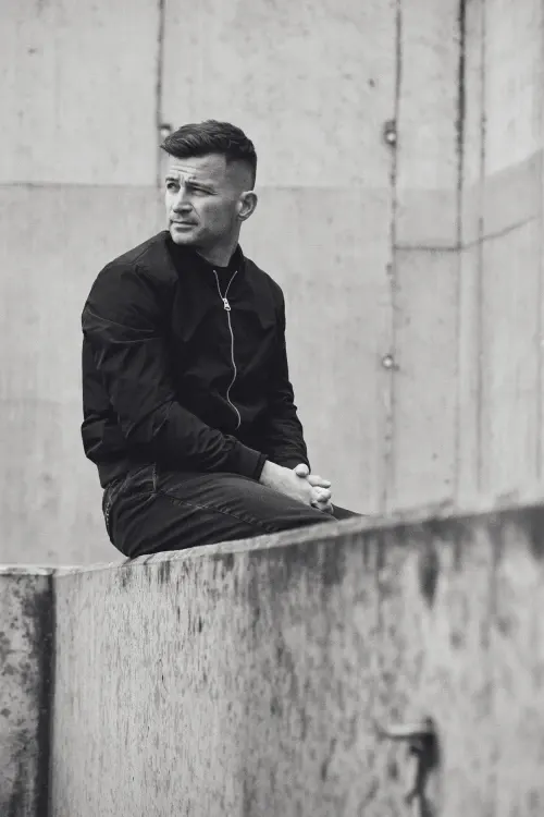 Jakub Małecki – pisarz, aktor, scenarzysta