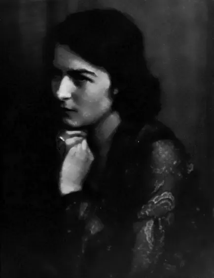 Joanna Roos – dramaturg, aktor